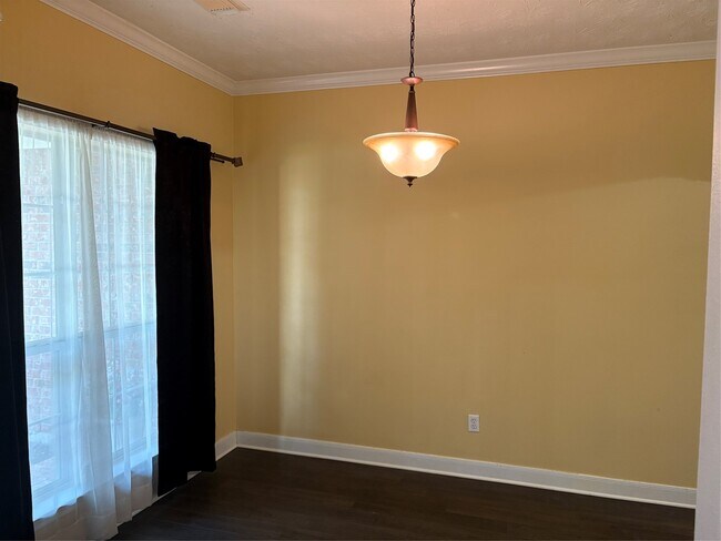 Building Photo - 3804 Mystic Cir