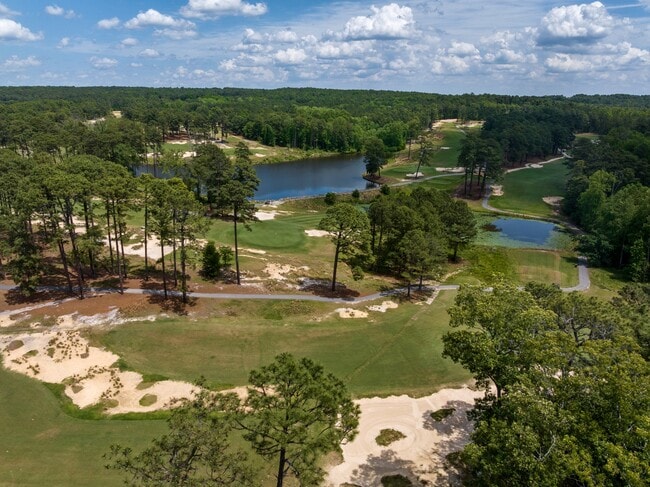 Building Photo - 830 Ducks Lndg