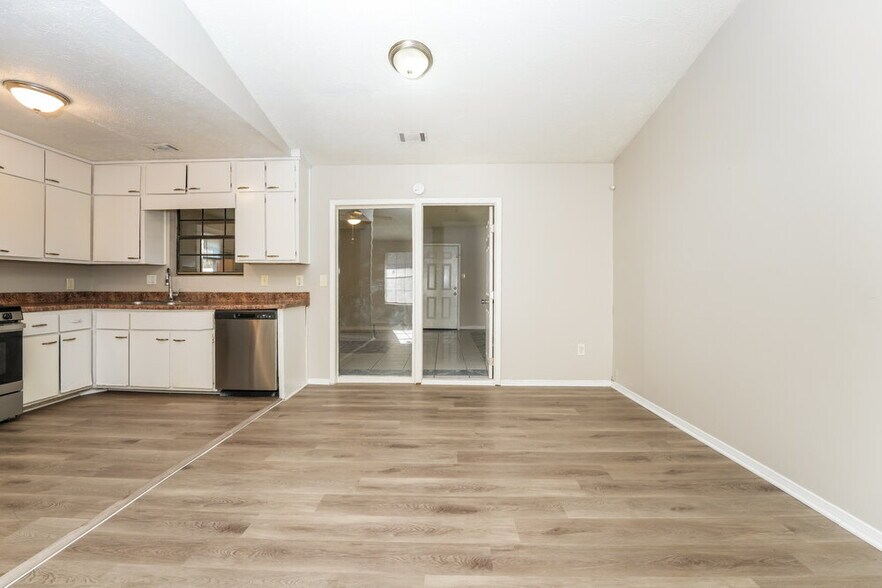 Building Photo - 5584 Marbut Rd