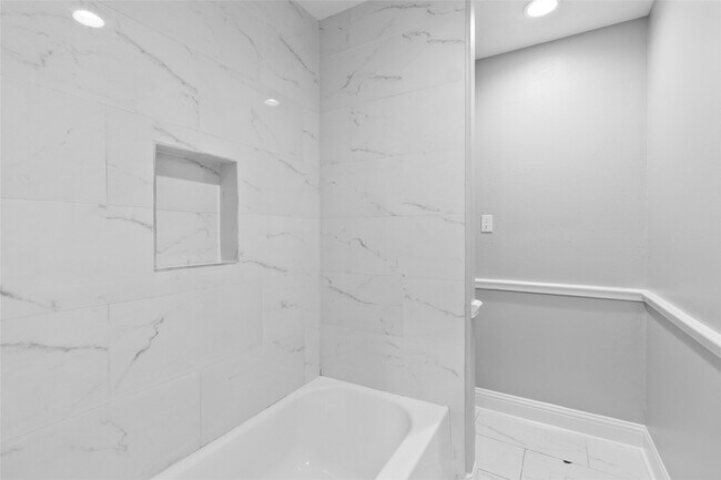 Building Photo - 17526 Golden Glade Ln