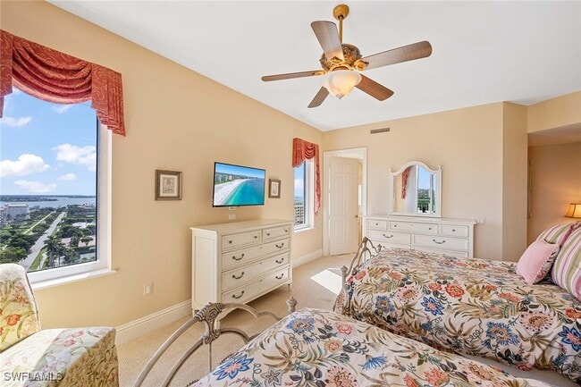 Building Photo - 940 Cape Marco Dr