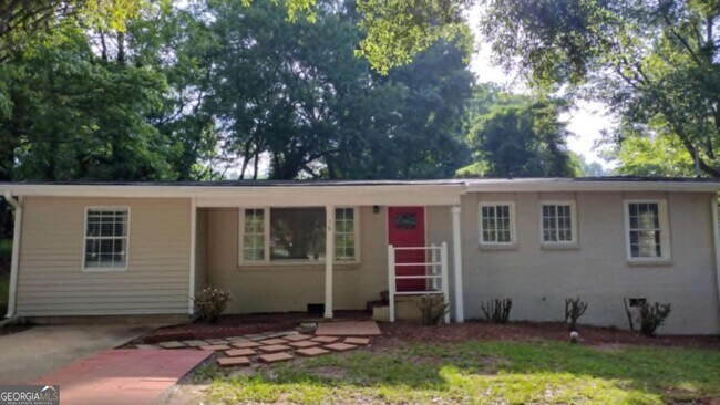 Building Photo - 16 Bromack Dr SE