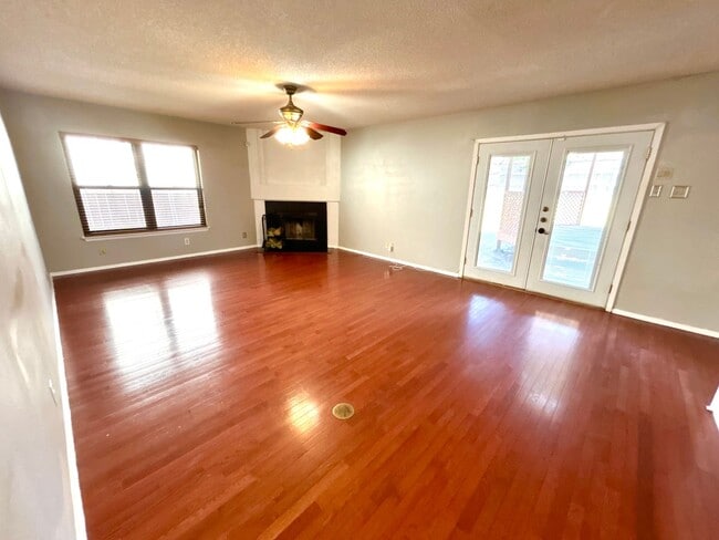 Building Photo - **MOVE IN SPECIAL** *COMING SOON* Energy-Efficient 4BR Home w/ Solar Panels, Loft & Backyard Oasis!