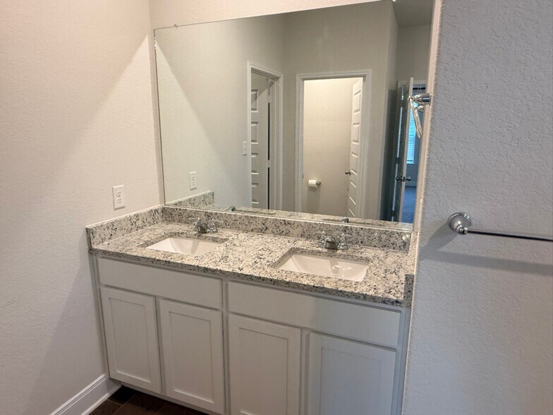 Building Photo - 4049 Copper River