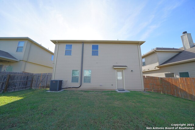 Building Photo - 216 Dove Hill