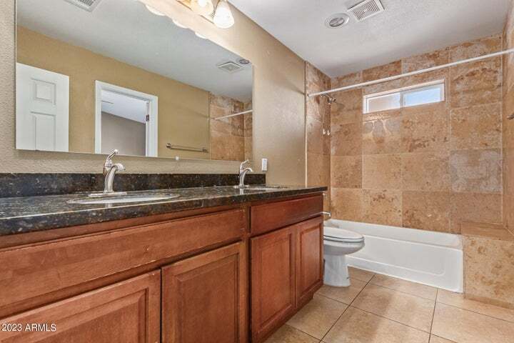 Building Photo - 3140 W Villa Rita Dr