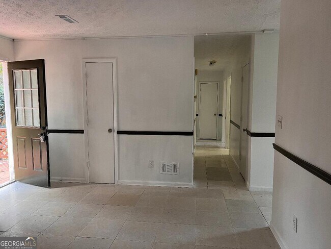 Building Photo - 10283 Richfield Ct