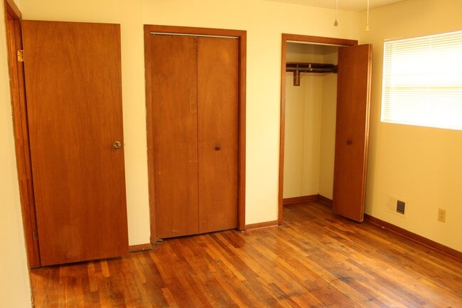 Building Photo - 3301 Scottwood Rd