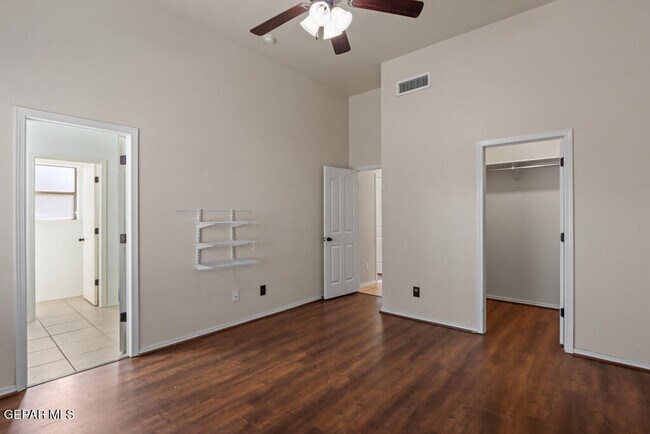 Building Photo - 14685 Holsteiner Ct