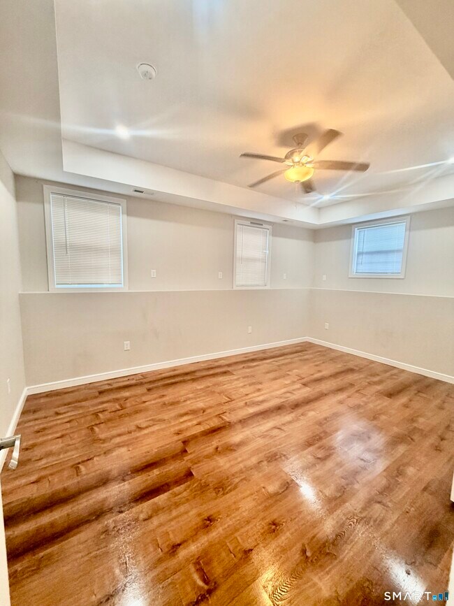 Building Photo - 53 Moulthrop St