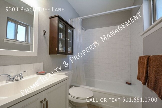 Building Photo - 9303 Peach Tree Ln