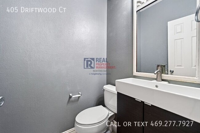 Building Photo - 405 Driftwood Ct