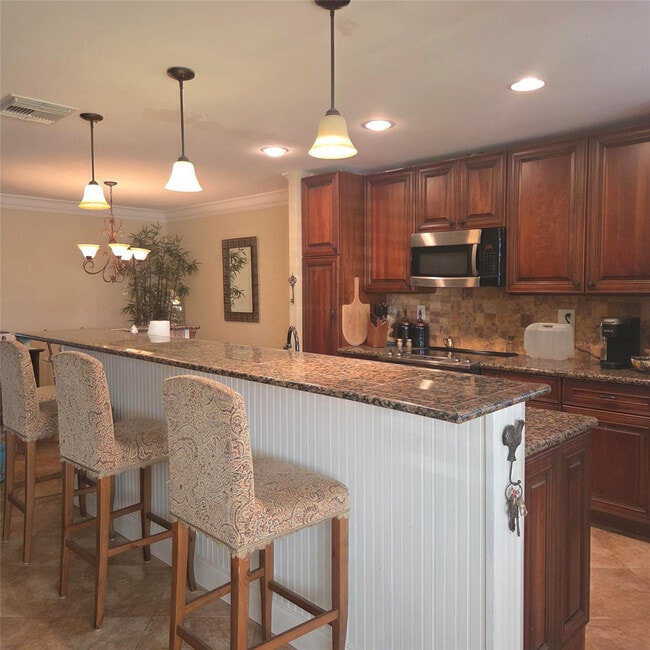 Building Photo - 5349 Lakefront Blvd