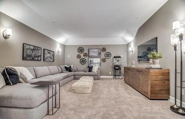 Building Photo - 3620 Thunian Pass