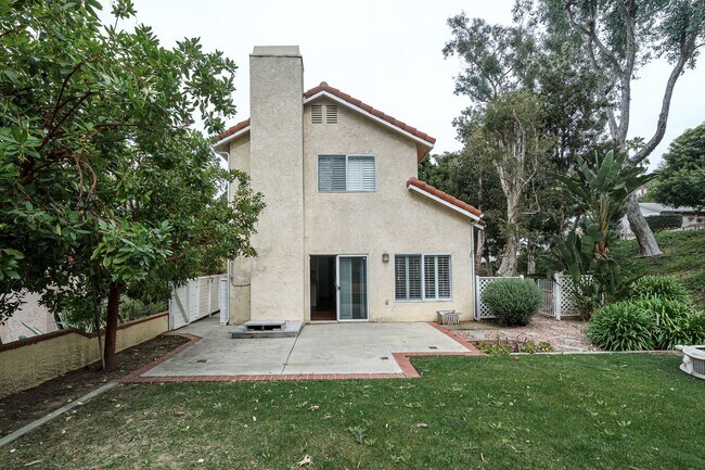 Building Photo - 3 Bedroom 2.5 Bathroom | Spacious Corner Lot Home | Ventura Brock Hills| Ventura