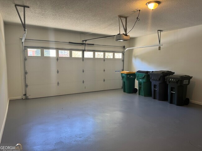 Building Photo - 4680 Ogeechee Dr