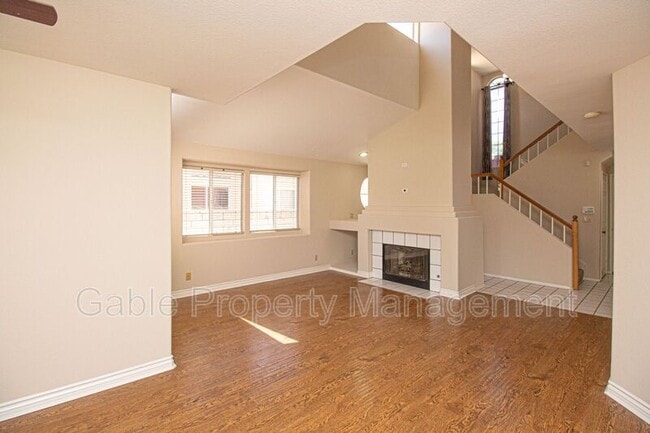 Building Photo - 25804 Dickens Ct