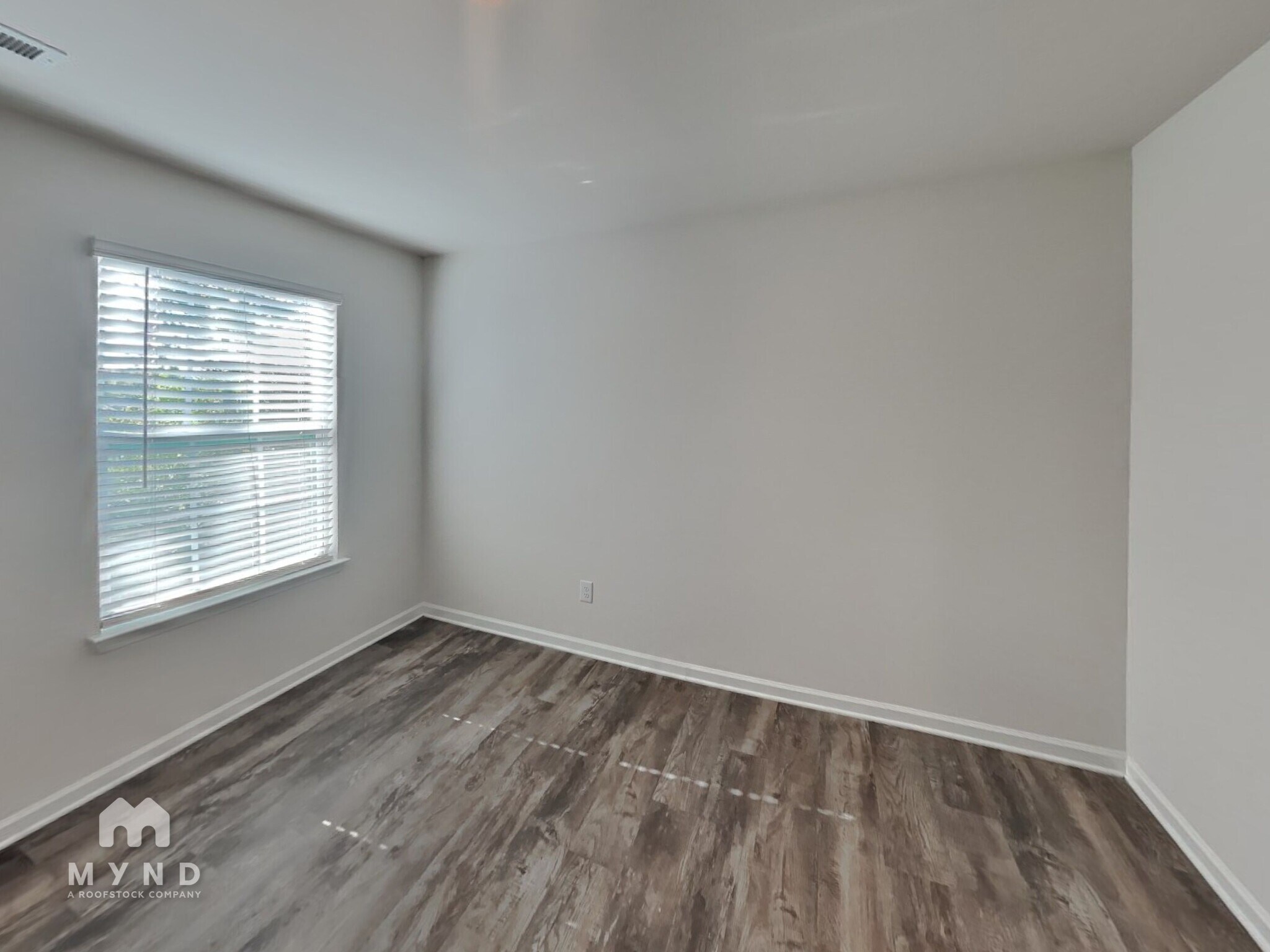 Building Photo - 5609 Harrison Trace Dr