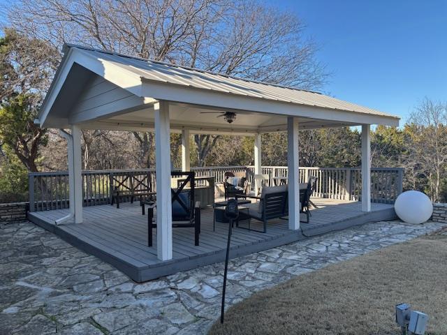 Building Photo - 3400 Stoneridge Rd