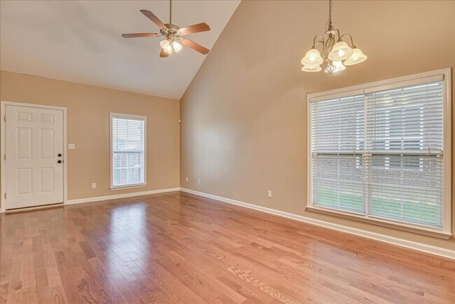 Building Photo - 140 Grove Landing Ct