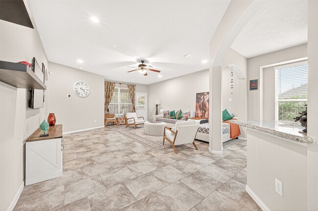 Building Photo - 20702 Sommerset Branch Ct