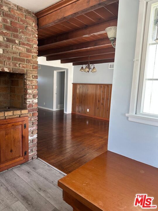 Building Photo - 2903 W Carson St