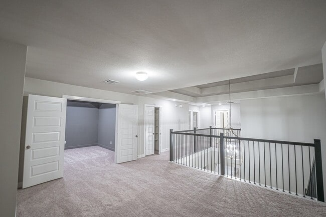 Building Photo - 5219 Birch Shadow Dr