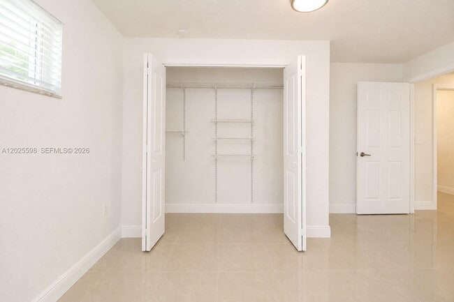 Building Photo - 9421 SW 150th St
