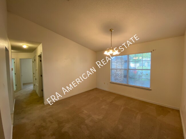 Building Photo - 4250 Shadow Ln