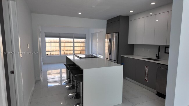 Building Photo - 2100 N 57th Way