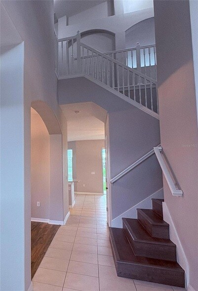 Building Photo - 1976 The Oaks Blvd