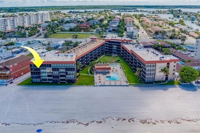 Building Photo - 17580 Gulf Blvd