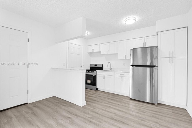 Building Photo - 13210 Memorial Hwy