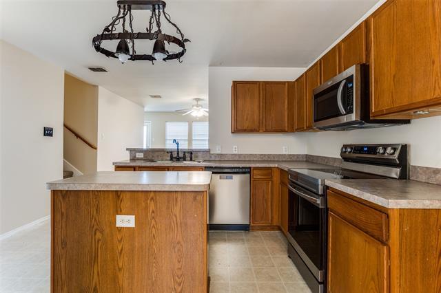 Building Photo - 404 Oxford Dr