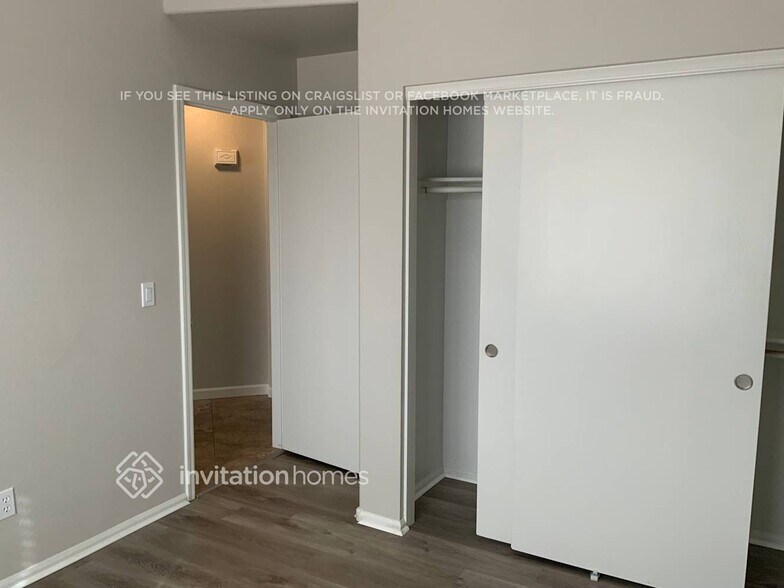 Building Photo - 20463 N 37th Ave