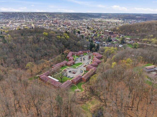 Building Photo - 298 Lumar Dr