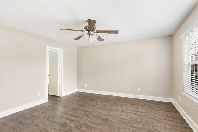 Building Photo - 19106 Spruce Bough Ln