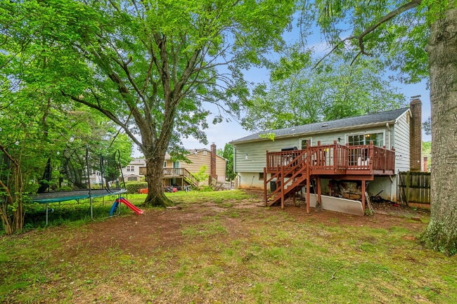 Building Photo - Charming and updated single-family home in a convenient Woodbridge location!