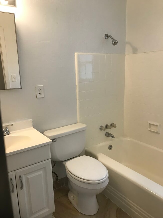 Building Photo - 3471 Stauss Ave