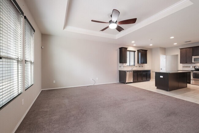 Building Photo - Bright & Spacious Home in Comal ISD