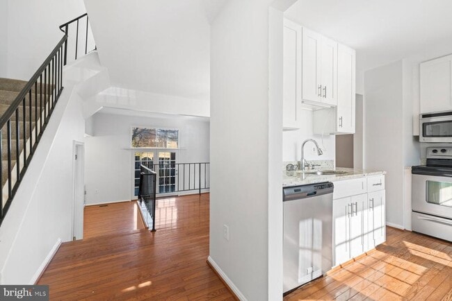 Building Photo - 3331 Buehler Ct