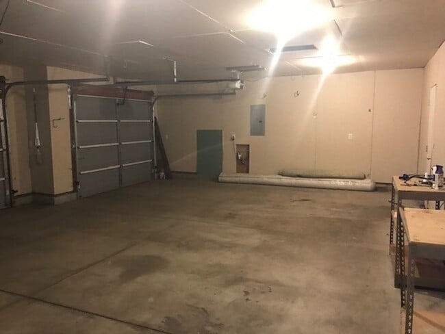 Building Photo - COMING SOON JUNE !! Two Story Home By Old Sundance Golf Course