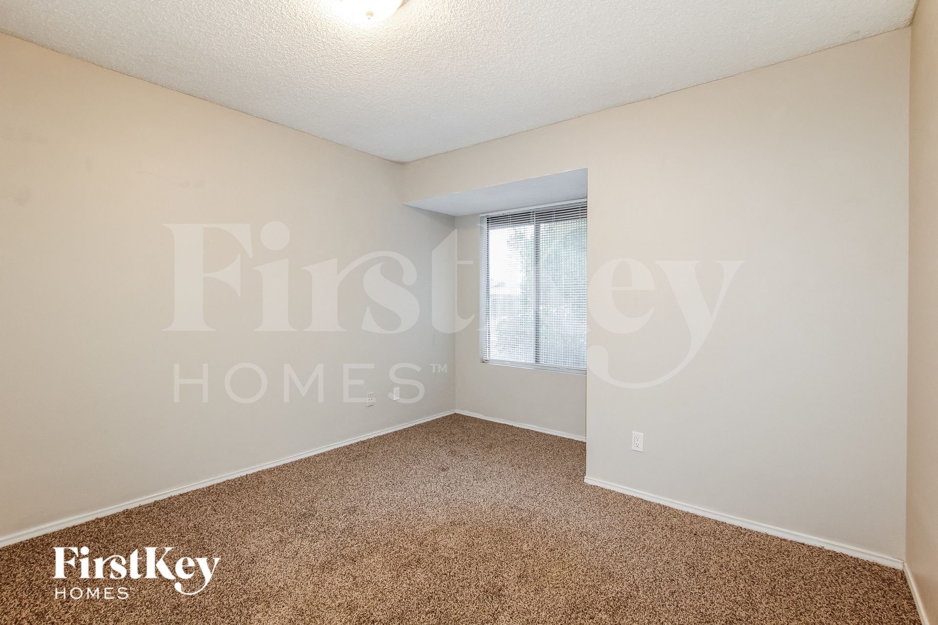 Building Photo - 9047 N 48th Ave