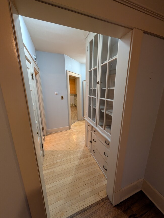 Building Photo - 2700 N Prospect Ave