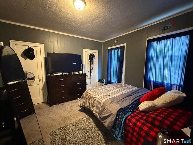 Building Photo - 381 Ellis St