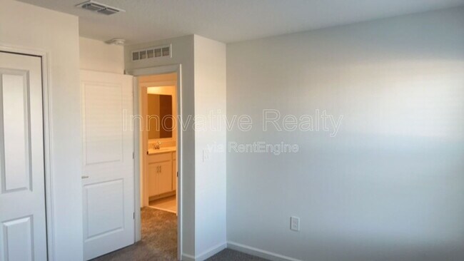 Building Photo - 2020 Tohoqua Blvd