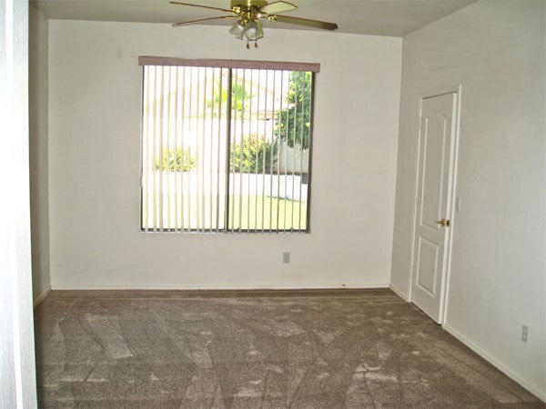 Building Photo - Great 3 bedroom, 2 bath home in great Glen...