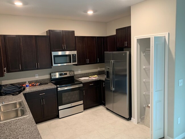 Building Photo - 4461 Globe Thistle Dr
