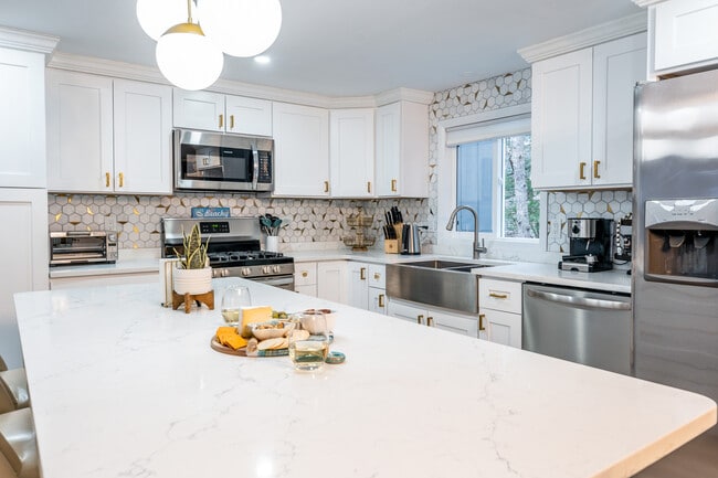 Building Photo - 57 Summersea Rd