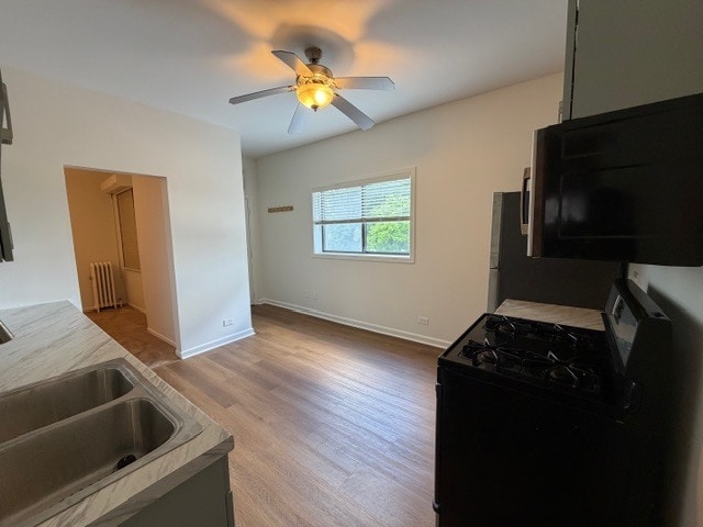Building Photo - 804 W Lakeside Pl